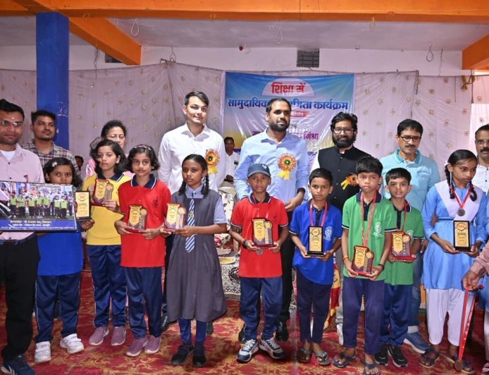 सेलदीप बना शिक्षा जनआंदोलन की मिसाल, कलेक्टर ने कहा- बच्चों की शिक्षा सबसे बड़ा निवेश