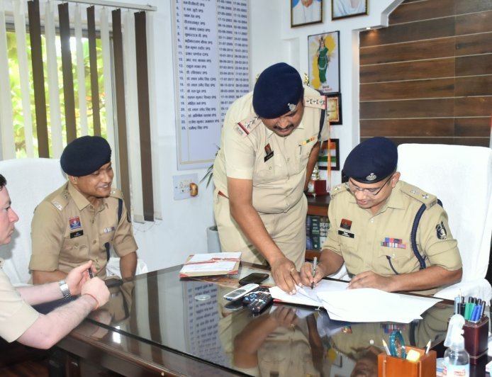 कबीरधाम पुलिस को मिला नया नेतृत्व : आईपीएस श्री जितेंद्र कुमार यादव ने संभाला पुलिस अधीक्षक का पदभार