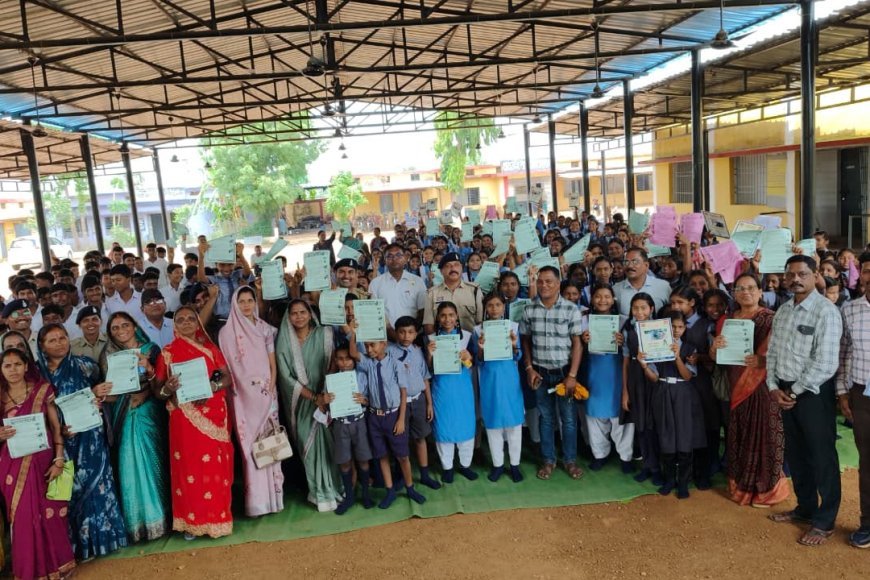 बालोद पुलिस ने बघमरा स्कूल में चलाया जागरूकता अभियान, साइबर सुरक्षा और नए कानूनों की दी जानकारी
