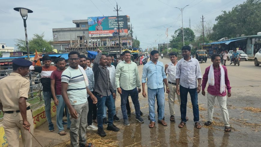 NEET पेपर लीक के विरोध में सुकमा में प्रदर्शन, बस्तरिया राज मोर्चा ने सीबीआई जांच की मांग उठाई