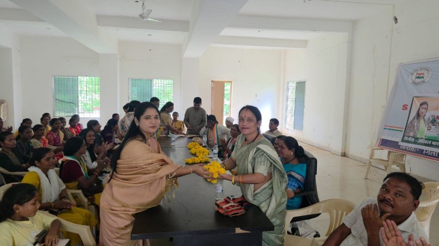 महिला आरक्षण लागू करने की मांग तेज, सुकमा में महिला कांग्रेस ने प्रधानमंत्री को भेजे पोस्टकार्ड