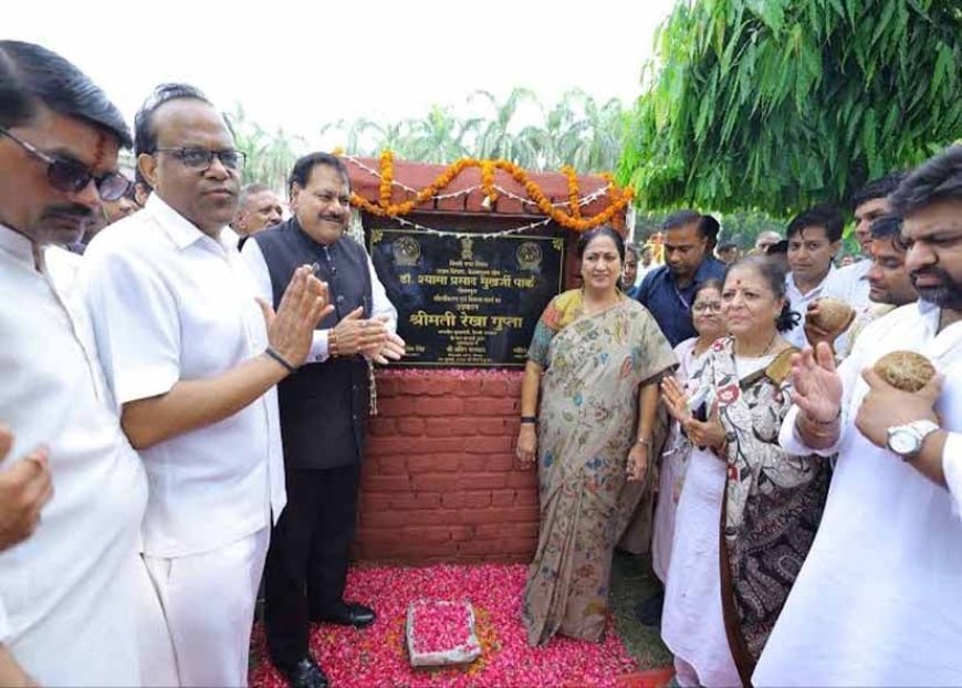 शालीमार बाग और पीतमपुरा में विकास कार्यों की समीक्षा, मुख्यमंत्री रेखा गुप्ता ने अधिकारियों को दिए सख्त निर्देश