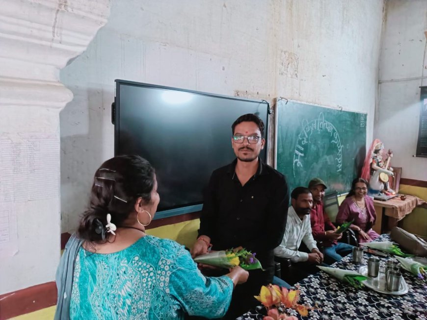 उमरेठ में 7 छात्राओं को मिली मुख्यमंत्री साइकिल योजना की सौगात