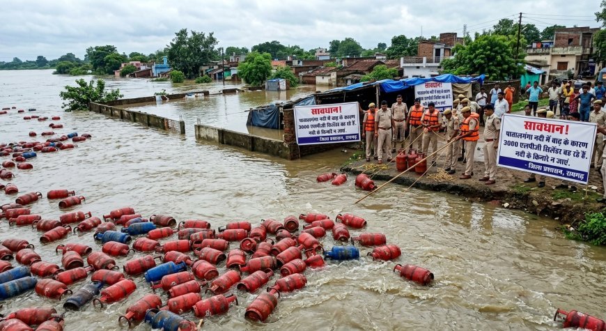 रायगढ़ में बाढ़ के बीच पातालगंगा नदी में बहे 3,000 एलपीजी सिलेंडर, प्रशासन ने जारी की सख्त चेतावनी