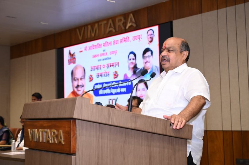 जनसेवा, शिक्षा और खेल प्रतिभाओं का सम्मान, 33 क्रिकेट टीमों को मिली क्रिकेट किट