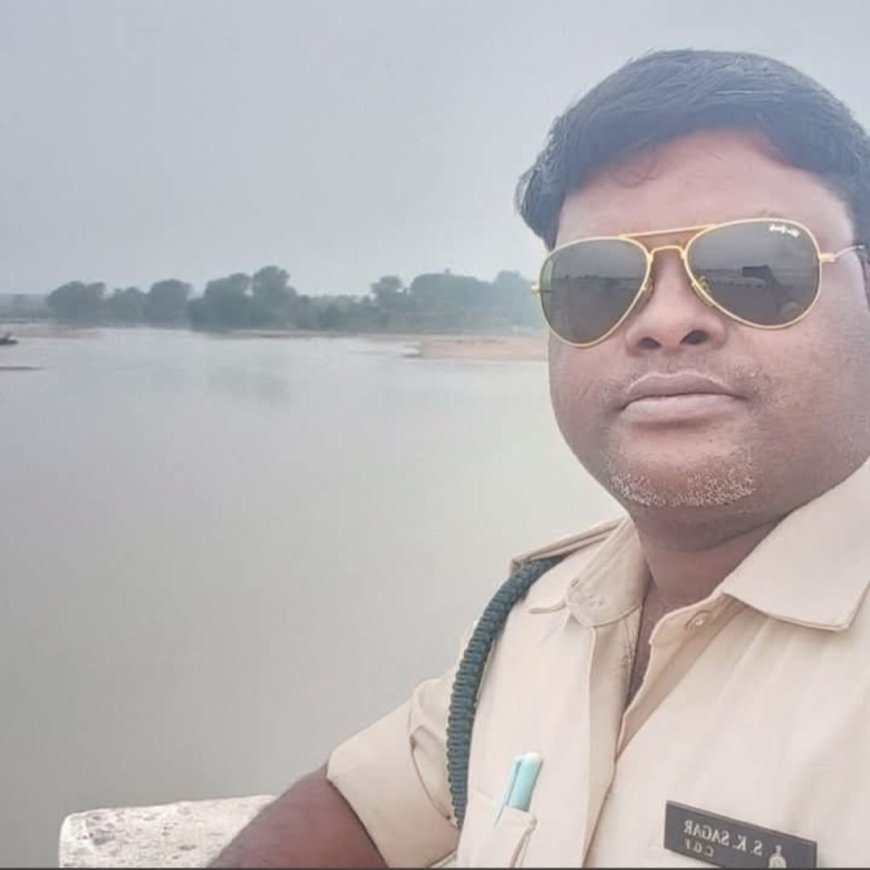 नशे में धुत रेंजर पर अभद्रता का आरोप, बस रोककर किया हंगामा; वीडियो वायरल