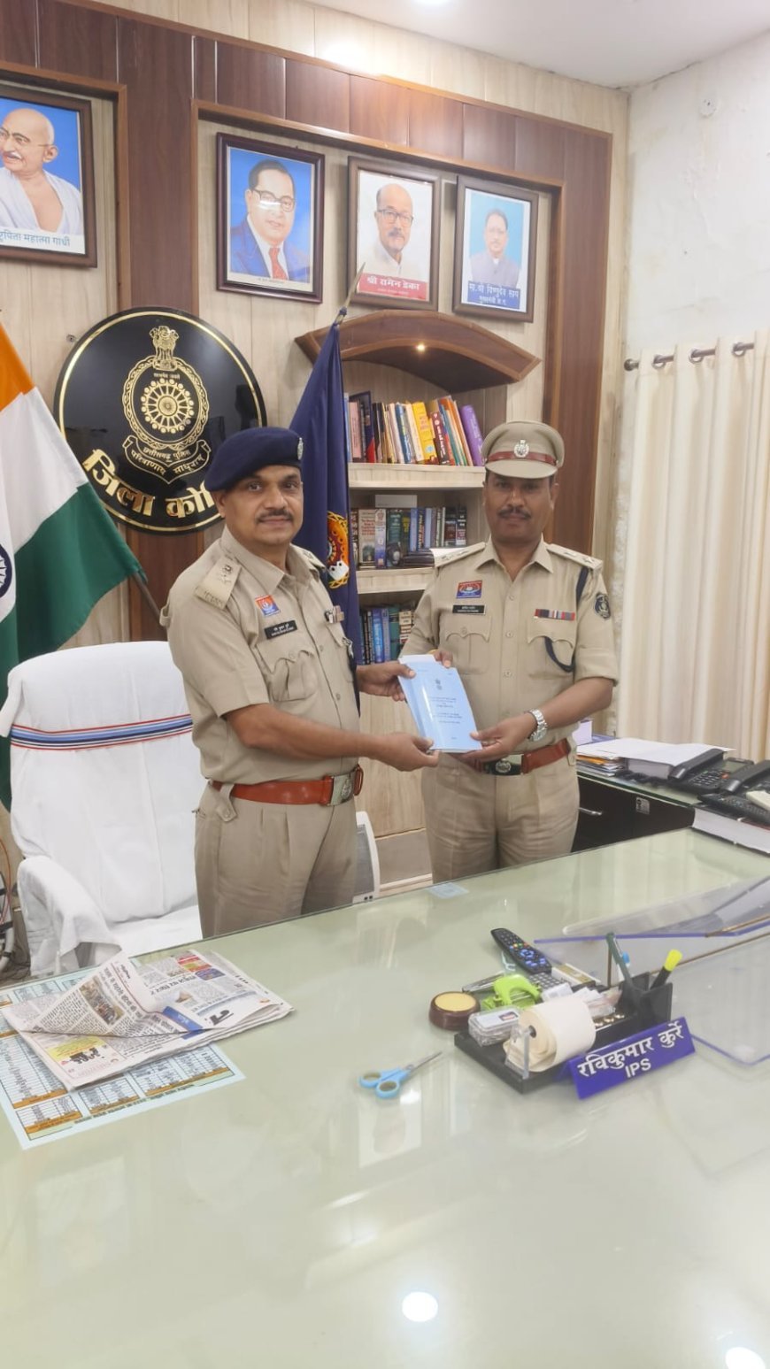 कोरिया के 23वें पुलिस अधीक्षक बने हरीश राठौर, बैकुण्ठपुर में संभाला पदभार