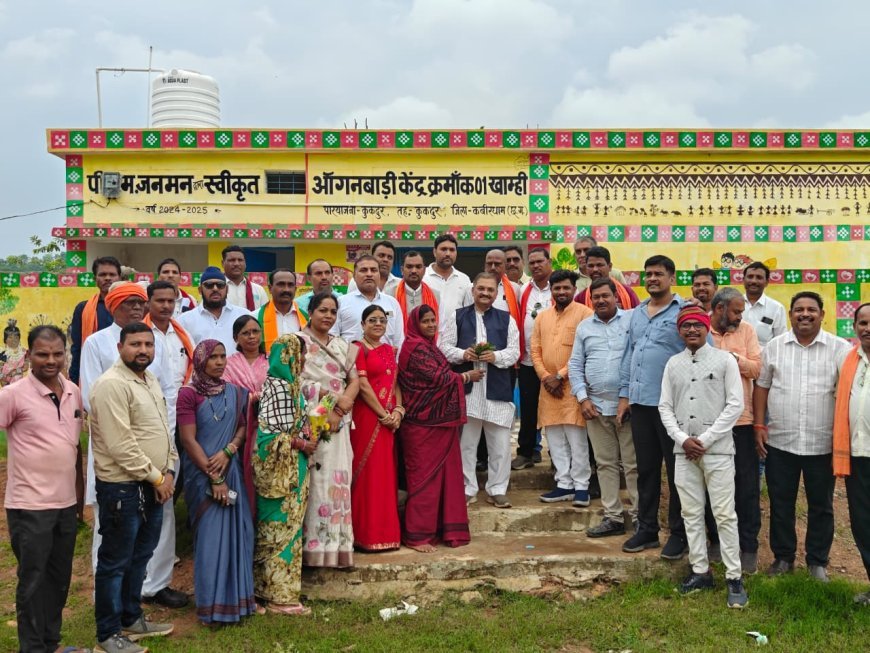 सांसद संतोष पांडेय ने पंडरिया ब्लॉक अंतर्गत वनांचल क्षेत्र के विभिन्न गांव का किया सघन दौरा, प्रधानमंत्री जनमन अंतर्गत हो रहे विभिन्न निर्माण कार्यों का किया निरीक्षण