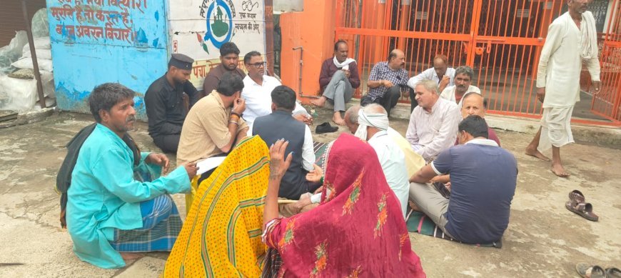 केसली में निर्माणाधीन जनपद पंचायत भवन के विरोध में धरना, राष्ट्रपति के नाम सौंपा गया ज्ञापन