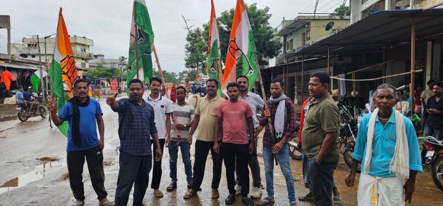 सुकमा में छात्रों पर लाठीचार्ज के विरोध में युवा कांग्रेस और एनएसयूआई ने फूंका प्रधानमंत्री का पुतला