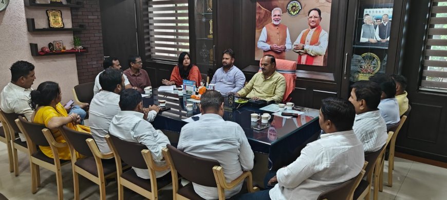 रायपुर में निराश्रित पेंशन व्यवस्था होगी आसान, सभापति सूर्यकांत राठौड़ ने वार्ड स्तर पर च्वाइस सेंटर अधिकृत करने के दिए निर्देश
