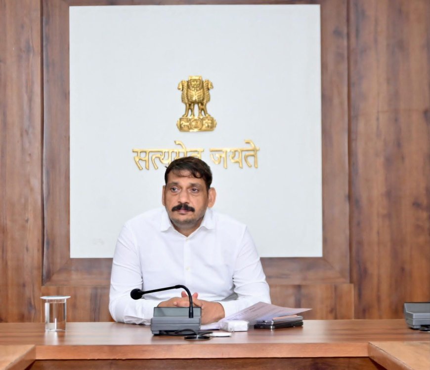 कबीरधाम को प्लास्टिक मुक्त बनाने पर जोर, स्वच्छ भारत मिशन के प्रभावी क्रियान्वयन के निर्देश
