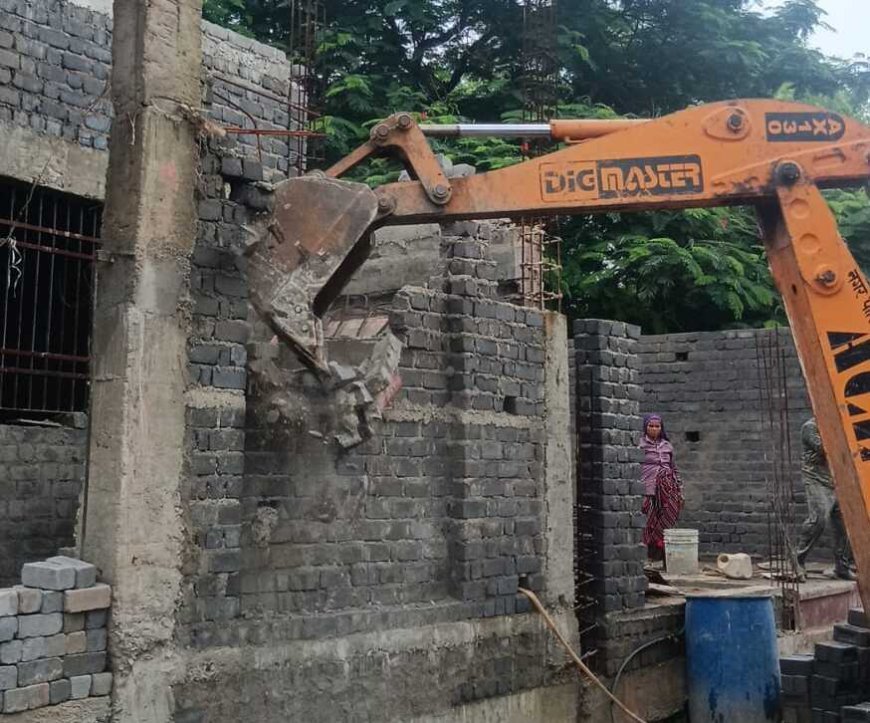 वार्ड 19 में अवैध और अनुमति विपरीत निर्माण पर नगर निगम की कार्रवाई, कई निर्माण तोड़े गए