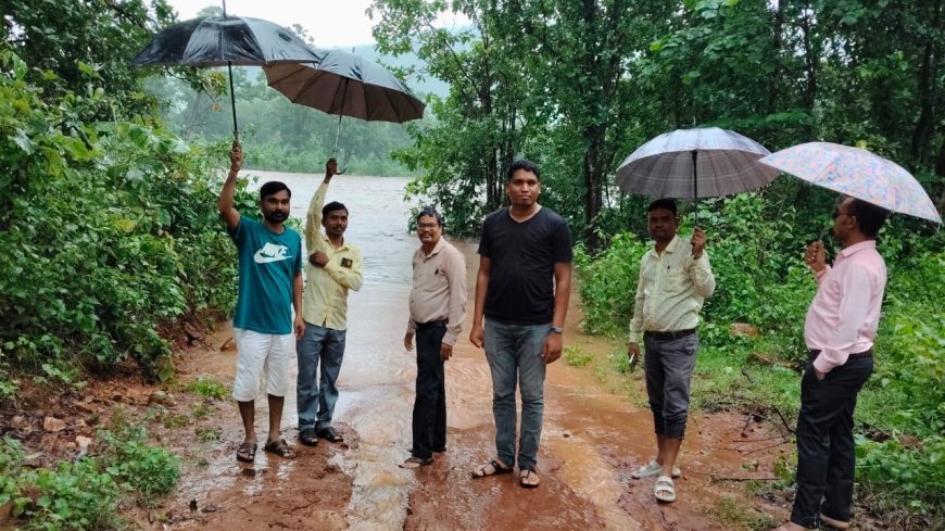 बारिश से बड़े गोबरा समेत कई गांवों का संपर्क टूटा, उफनती नदियों ने बढ़ाई ग्रामीणों की मुश्किलें