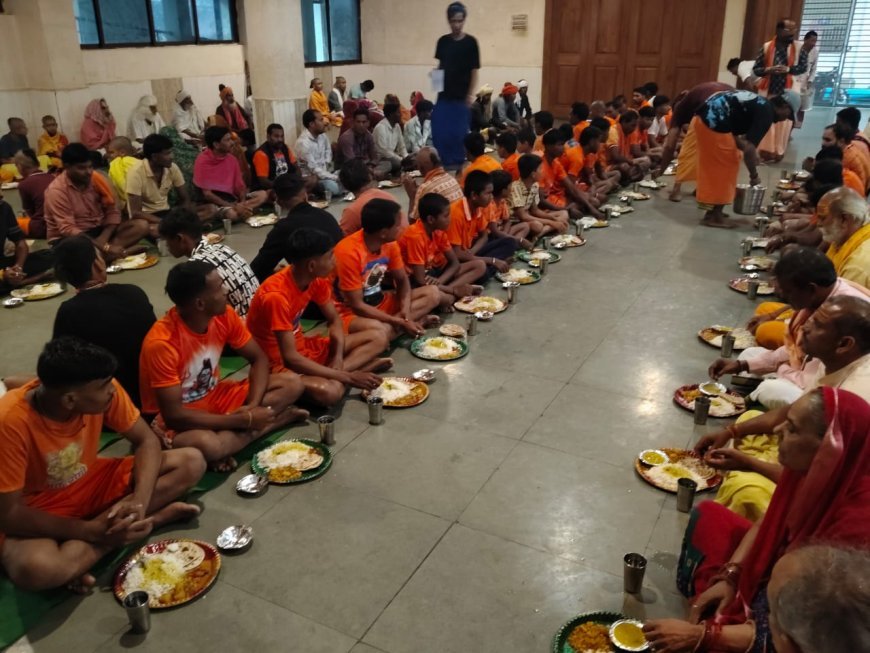 सावन में अमरकंटक के मृत्युंजय आश्रम में शिवभक्तों की सेवा, पहले दिन 500 कांवड़ियों ने किया प्रसादी ग्रहण