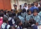 न्यूटन चिकली आदिवासी कन्या छात्रावास की छात्राओं ने भोजन व्यवस्था को लेकर किया प्रदर्शन, जांच की मांग