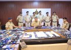 रक्षाबंधन से पहले छिंदवाड़ा पुलिस ने लौटाई मुस्कान, 501 गुम मोबाइल बरामद कर मालिकों को सौंपे