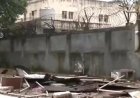 पाकिस्तान ने हटाए बैरिकेड तो भारत ने चलाया बुलडोजर, दिल्ली में PAK हाई कमीशन के बाहर कार्रवाई