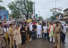 महासमुंद में कांग्रेस का उग्र प्रदर्शन, डिप्टी सीएम अरुण साव को दिखाए काले झंडे