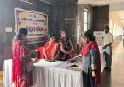 बहनों के हुनर को सम्मान, आत्मनिर्भरता को संबल, कलेक्टर ने ‘बिहान’ स्टॉल से खरीदी राखी
