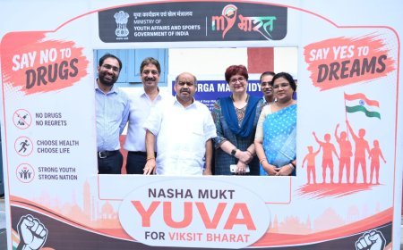 दुर्गा महाविद्यालय में नशा मुक्ति का संकल्प, विधायक पुरन्दर मिश्रा ने युवाओं को किया प्रेरित