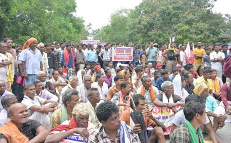 केशला–तोलगे सड़क निर्माण की मांग पर 15 ग्राम पंचायतों का महाचक्का जाम, पीडब्ल्यूडी ने दिया लिखित आश्वासन