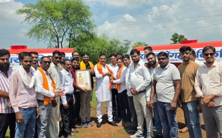 बेमेतरा में 17 पानी टैंकरों का वितरण, ग्रामीण और शहरी क्षेत्रों को मिले पेयजल संसाधन