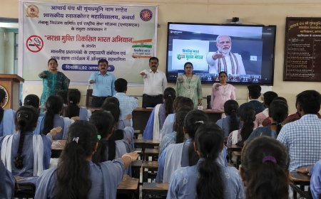 पीजी कॉलेज कवर्धा में ‘नशा मुक्ति विकसित भारत अभियान’ के तहत शपथ ग्रहण कार्यक्रम आयोजित