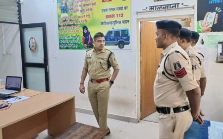 साहसपुर लोहारा थाने का एसपी ने किया औचक निरीक्षण, उत्कृष्ट कार्यालयीन व्यवस्था पर कर्मचारियों को किया पुरस्कृत