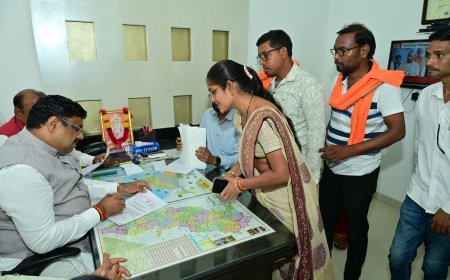 सहयोग केंद्र में शिक्षा मंत्री गजेंद्र यादव ने सुनी कार्यकर्ताओं की समस्याएं, 176 आवेदनों के त्वरित निराकरण के दिए निर्देश