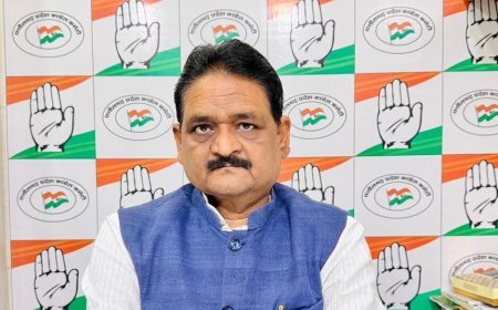 भाजपा सरकार ढाई साल में हर मोर्चे पर विफल रही: दीपक बैज