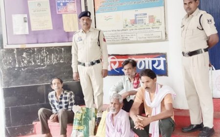 बरतुंगा जंगल से 34 लीटर अवैध महुआ शराब जब्त, मुख्य विक्रेता समेत चार आरोपी गिरफ्तार