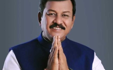 बाबाधाम जाने वाले श्रद्धालुओं की परेशानी पर सांसद विजय बघेल की पहल, दुर्ग–दानापुर एक्सप्रेस में अतिरिक्त कोच की मांग
