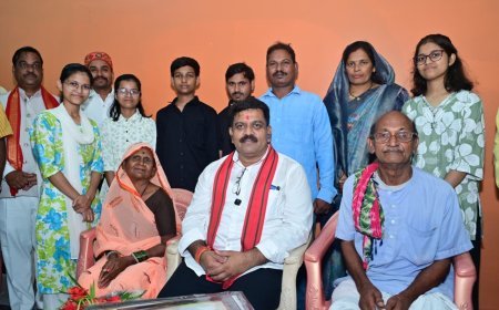 तीन बहनों ने एक साथ पास की नीट परीक्षा, उप मुख्यमंत्री विजय शर्मा ने घर पहुंचकर दी बधाई