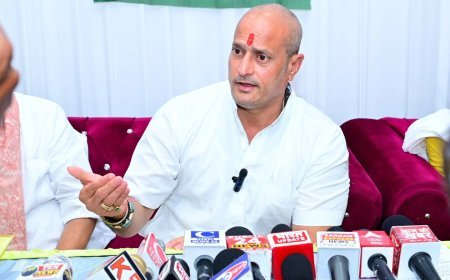 कन्नौज में संगठन सृजन कार्यक्रम की शुरुआत, जिला कांग्रेस अध्यक्ष पद के लिए आवेदन फॉर्म का विमोचन