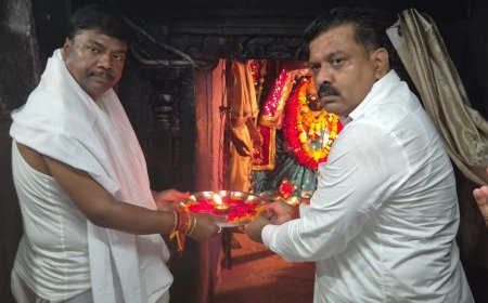 मां दंतेश्वरी के दर्शन के साथ बस्तर तिरंगा यात्रा के द्वितीय दिवस का शुभारंभ, नक्सल प्रभावित क्षेत्रों में पहुंचेगा राष्ट्रभक्ति और विकास का संदेश