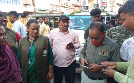 टीम प्रहरी अभियान: मालवीय रोड पर सड़क कब्जों के खिलाफ कार्रवाई, 55 हजार रुपये का ई-चालान वसूला