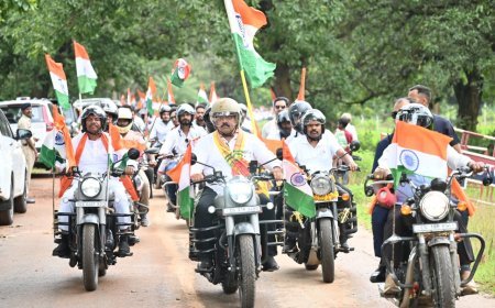 श्यामगिरी में शहीद भीमा मंडावी को विजय शर्मा और केदार कश्यप ने दी श्रद्धांजलि, बोले- बस्तर की जनता जीती, नक्सलवाद हारा
