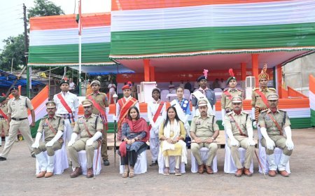 स्वतंत्रता दिवस समारोह की तैयारियों का शानदार फुल ड्रेस रिहर्सल, बेसिक स्कूल मैदान में गूंजे देशभक्ति के स्वर