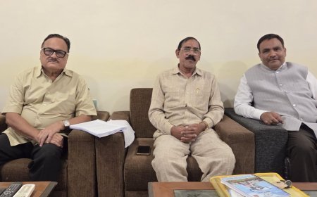 वक्फ बोर्ड अध्यक्ष डॉ. सलीम राज ने UCC समिति सदस्यों से की सौजन्य मुलाकात, सरल भाषा में पुस्तक प्रकाशित करने का सुझाव