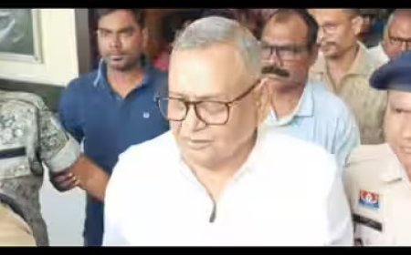 BREAKING: कांग्रेस नेता रामगोपाल अग्रवाल के धमतरी ठिकानों पर ED की दबिश, दस्तावेज खंगाल रही टीम