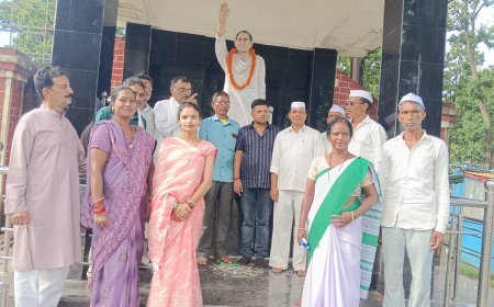 राजीव गांधी की 82वीं जयंती पर बलरामपुर में विविध कार्यक्रम, पौधरोपण, संगोष्ठी और मरीजों को फल वितरण