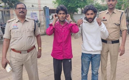 उप जेल के सामने रील बनाने वाले दो युवकों पर कार्रवाई, गिरफ्तार कर भेजा गया जेल