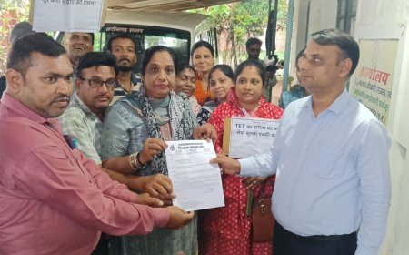 शिक्षक सांझा मंच का एक दिवसीय धरना-प्रदर्शन, चार सूत्रीय मांगों को लेकर मुख्यमंत्री के नाम सौंपा ज्ञापन