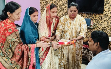 रक्षाबंधन पर मितानीन बहनों ने कांग्रेस नेता संदीप तिवारी को बांधी राखी, 13 वर्षों से निभा रहे भाई-बहन का रिश्ता