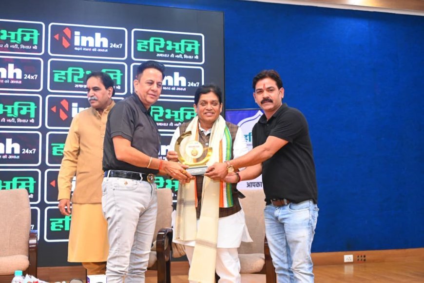 'जिला संवाद 2026' में जनसरोकारों के मुद्दे उठे, समता कॉलोनी में आयोजित कार्यक्रम में जनप्रतिनिधि ने रखी जनता की आवाज