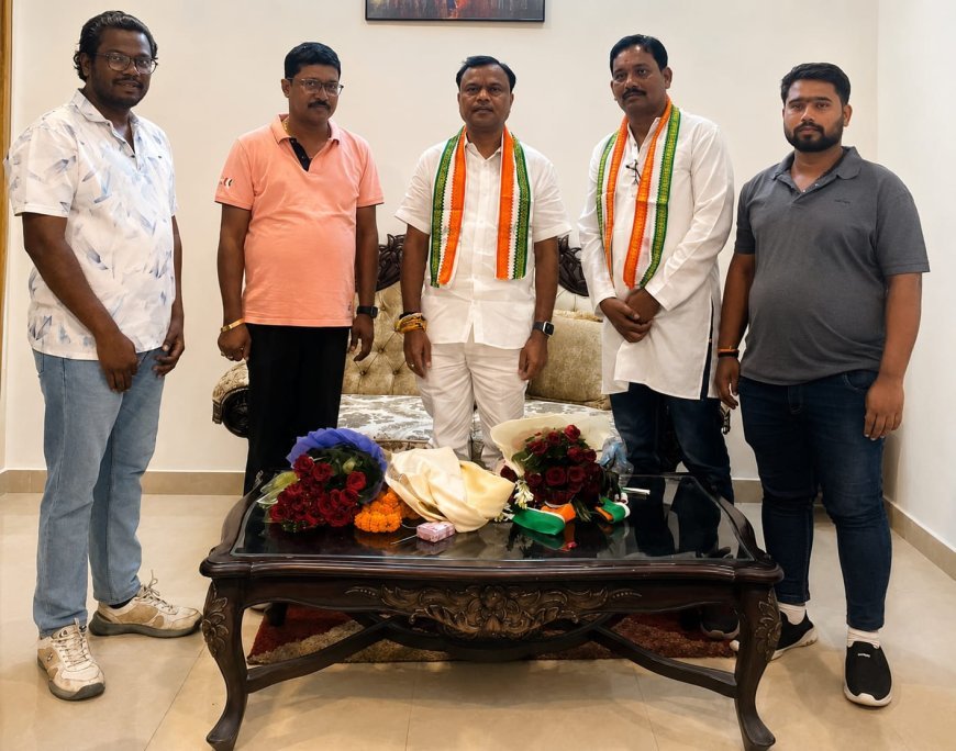 दीपक बैज से धमतरी आदिवासी कांग्रेस नेताओं की मुलाकात, संगठन विस्तार और सिहावा की राजनीति पर हुई चर्चा