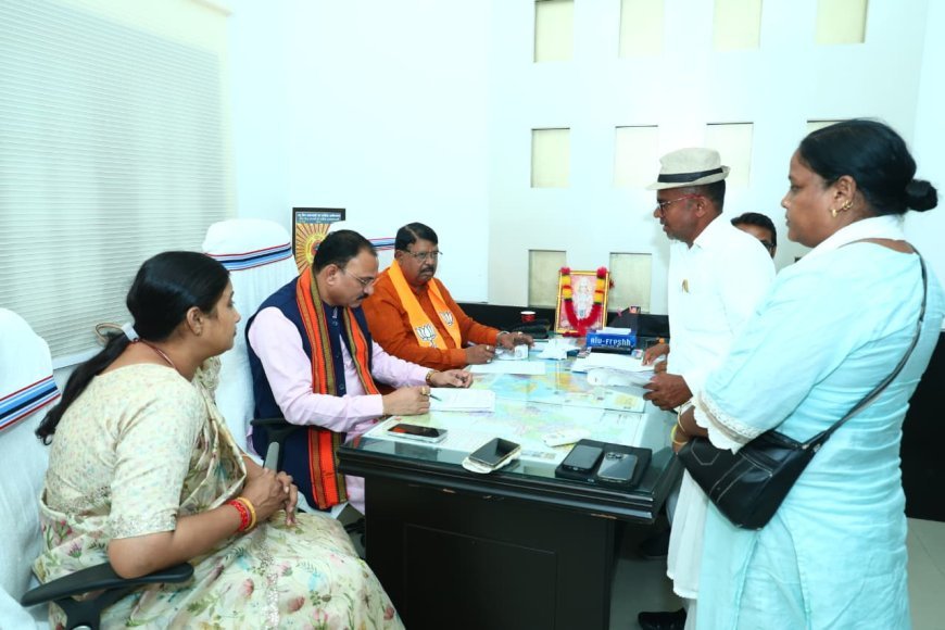 सहयोग केंद्र में स्वास्थ्य मंत्री श्यामबिहारी जायसवाल ने सुनी कार्यकर्ताओं की समस्याएं, त्वरित निराकरण के दिए निर्देश