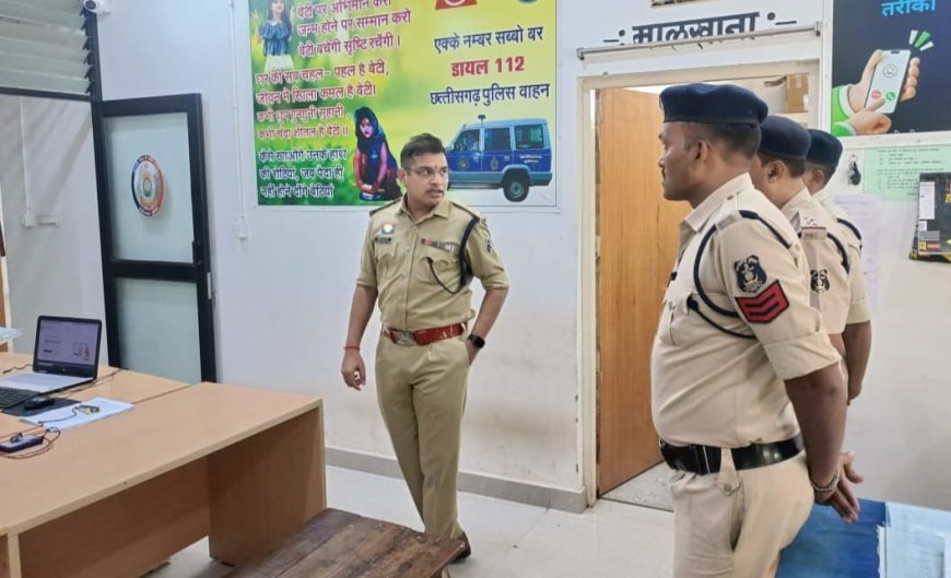 साहसपुर लोहारा थाने का एसपी ने किया औचक निरीक्षण, उत्कृष्ट कार्यालयीन व्यवस्था पर कर्मचारियों को किया पुरस्कृत