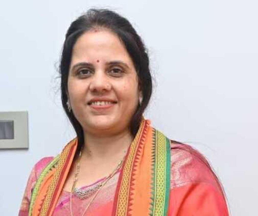 महापौर मीनल चौबे का निर्देश: नगर निगम के सभी आयोजन नागरिकों के लिए होंगे पूरी तरह निःशुल्क